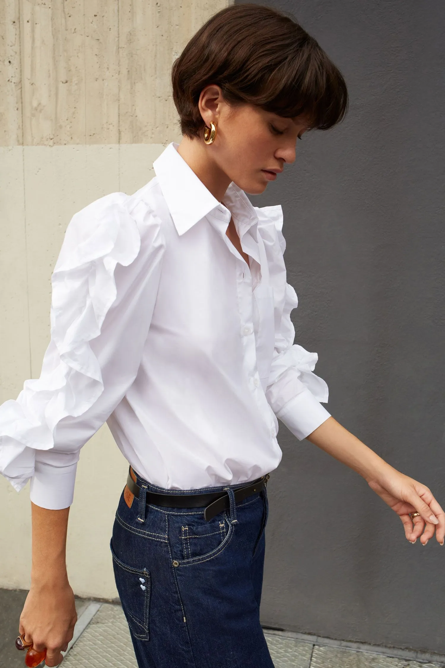 Camicia con maniche arricciate vaporose 
