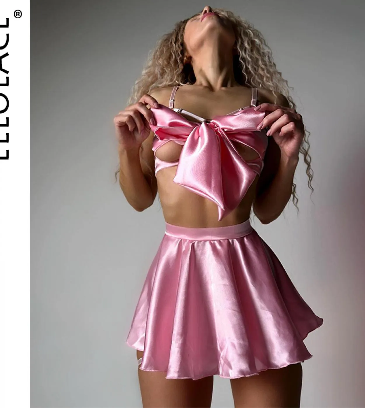 Ellolace Fancy Satin Lingerie Outfit Reggiseno aperto Bowknot Set Donna 5 pezzi Giarrettiera Intimo Fine Set esotici