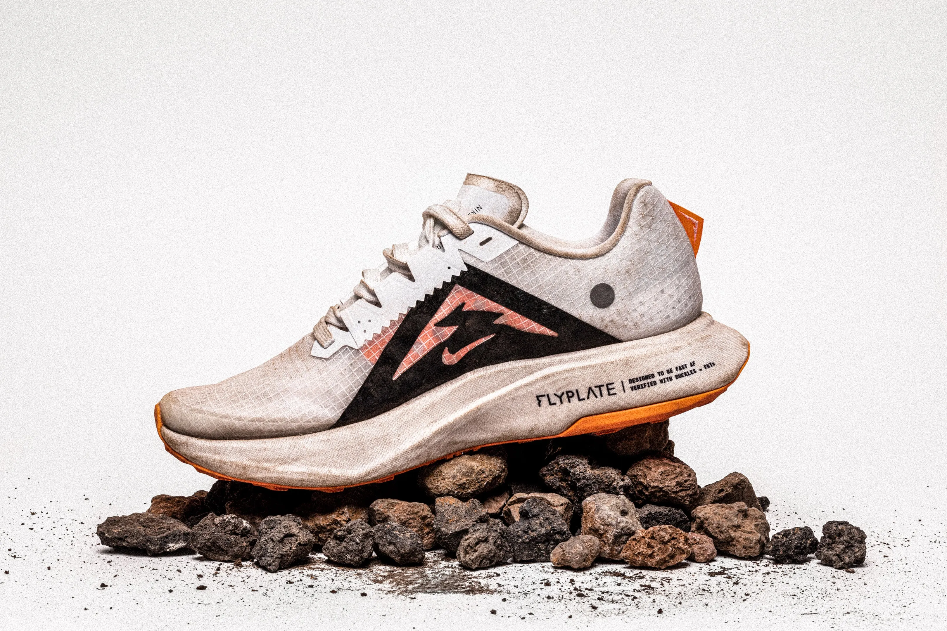 Nike - ULTRAFLY M