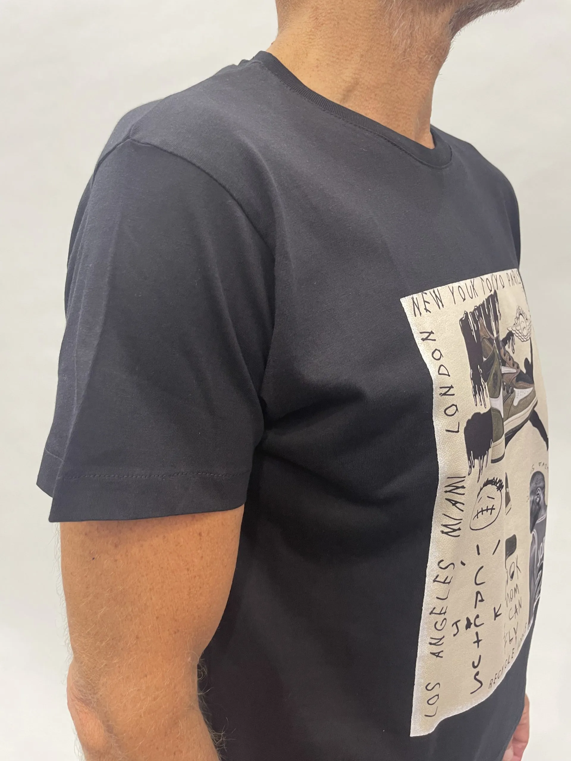 RECLYCLE IDOLS T-shirt stampa Jordan X Travis